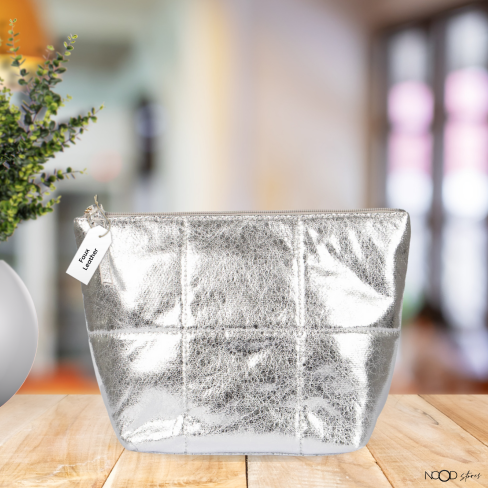 Silver Faux Leather Quilted Bag: One-size